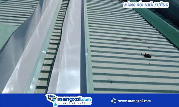 Máng xối nhà xưởng